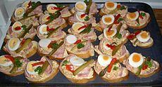 Obložené chlebíčky httpsuploadwikimediaorgwikipediacommonsthu