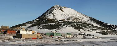Observation Hill (McMurdo Station) httpsuploadwikimediaorgwikipediacommonsthu