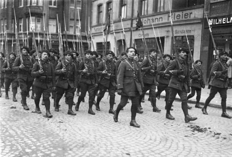 Occupation of the Ruhr The occupation of the Ruhr by French troops 1923 Histomilcom