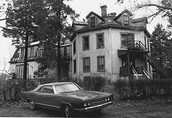 Octagon House (Stamford, Connecticut) httpsuploadwikimediaorgwikipediacommonsthu