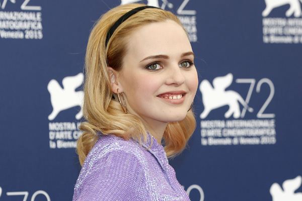 Odessa Young Aussie Actress Odessa Young Is 39Looking For Grace39 In Venice 2015