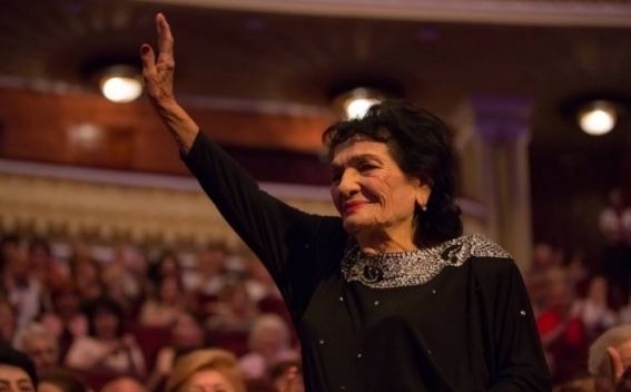 Ofelya Hambardzumyan Popular Armenian Folk Singer Ofelya Hambardzumyan Dies at 91