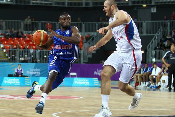 Ogo Adegboye Vanoli Cremona arriva Ogo Adegboye Tuttobasket