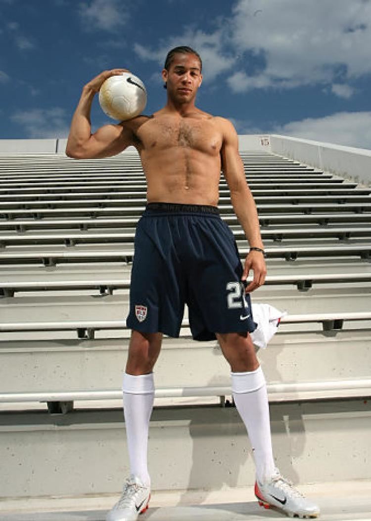Oguchi Onyewu Sexy soccer studs playing in the 2010 World Cup slide 12 NY