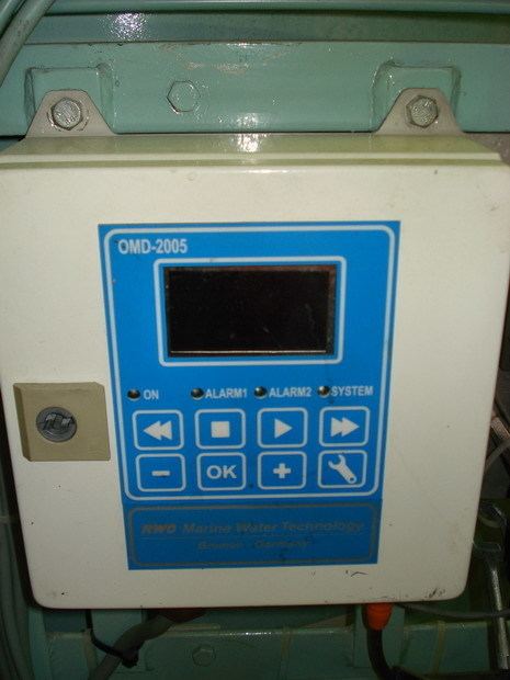 Oil content meter