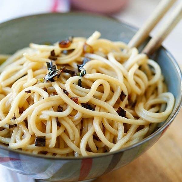 Oil noodles Scallion Oil Noodles Easy Delicious Recipes