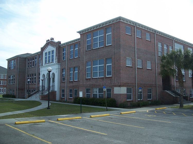 Okeechobee High School (1925)