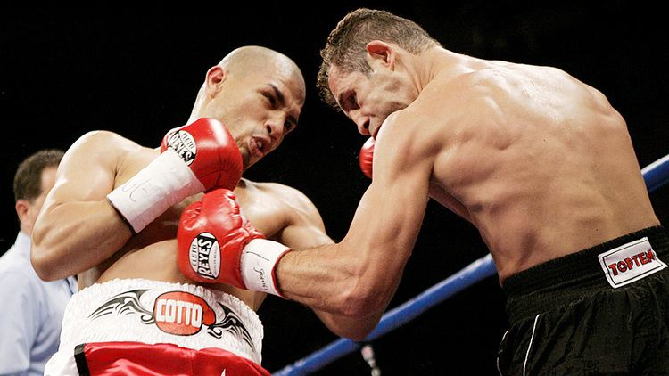 Oktay Urkal HBO Boxing Miguel Cotto vs Oktay Urkal