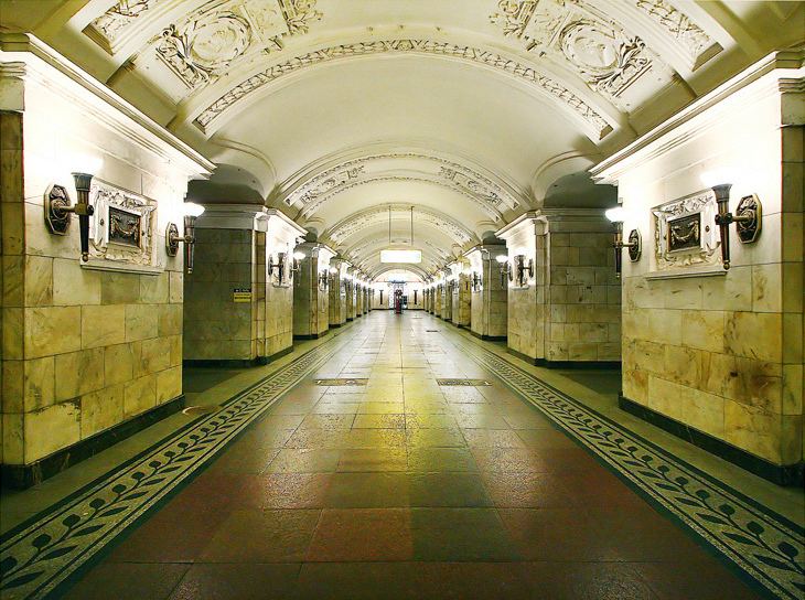 Oktyabrskaya (Koltsevaya Line)