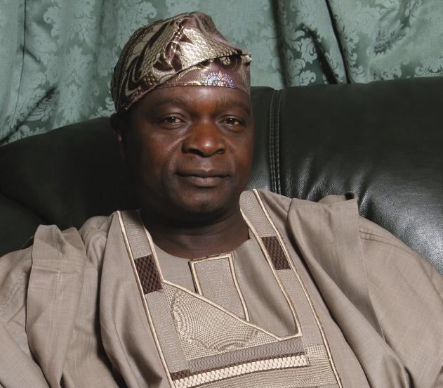 Olagunsoye Oyinlola Oyinlola writes Jonathan narrates how President forced