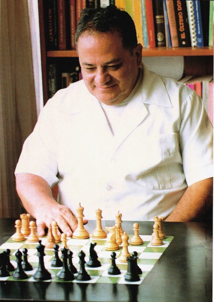 Olavo Yepez