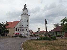 Olbramovice (Znojmo District) httpsuploadwikimediaorgwikipediacommonsthu
