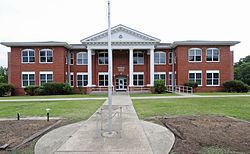 Old Batesburg Grade School httpsuploadwikimediaorgwikipediacommonsthu