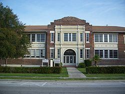 Old Central Grammar School httpsuploadwikimediaorgwikipediacommonsthu