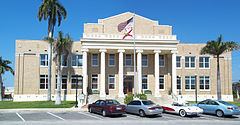 Old Charlotte County Courthouse httpsuploadwikimediaorgwikipediacommonsthu