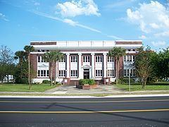 Old Flagler County Courthouse httpsuploadwikimediaorgwikipediacommonsthu
