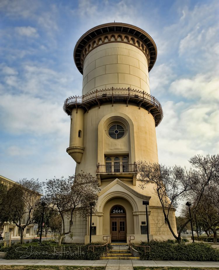 Old Fresno Water Tower 1000 images about Water towers on Pinterest Smiley faces Nyc