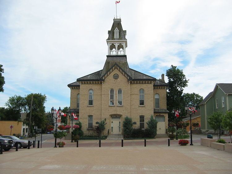 Old Newmarket Town Hall and Courthouse