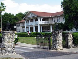 Old People's Home (Tampa, Florida) httpsuploadwikimediaorgwikipediacommonsthu