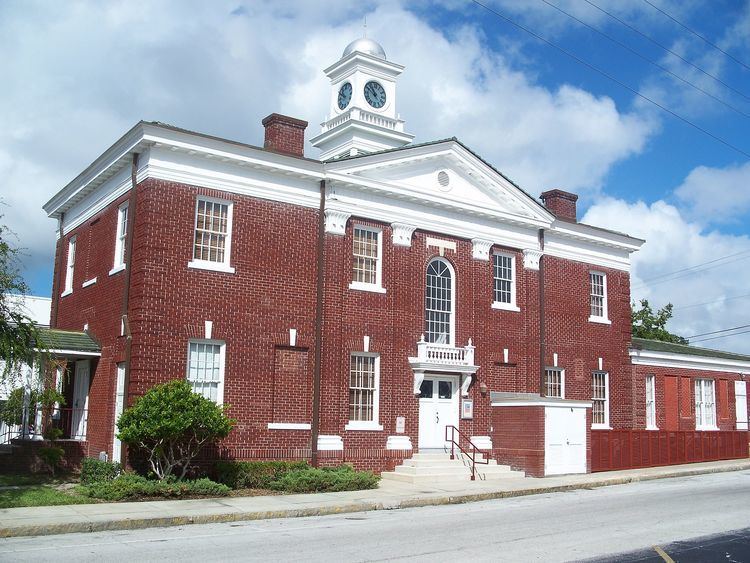 Old Tarpon Springs City Hall httpsuploadwikimediaorgwikipediacommonsthu
