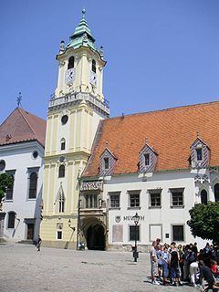 Old Town Hall (Bratislava) httpsuploadwikimediaorgwikipediacommonsthu