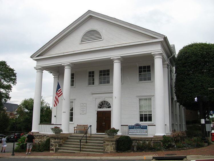 Old Town Hall (Fairfax, Virginia)