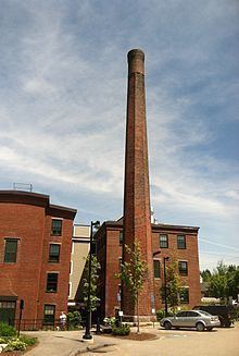Olde Woolen Mill httpsuploadwikimediaorgwikipediacommonsthu