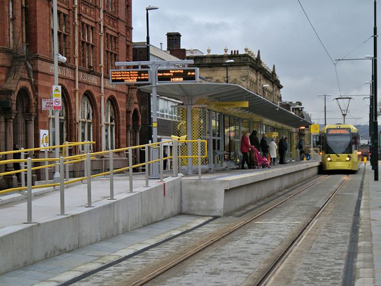 Oldham Central tram stop