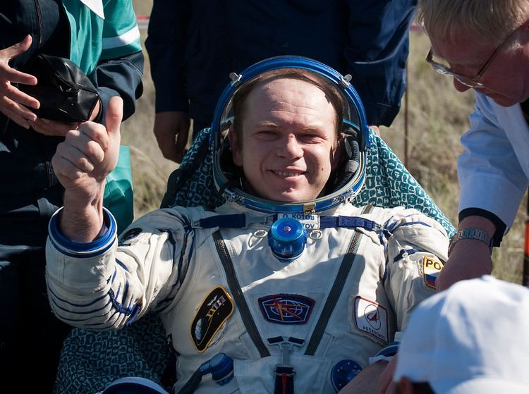 Oleg Kotov NASA Expedition 23 Landing