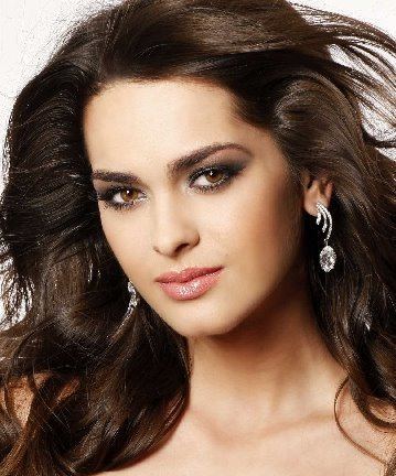 Olesya Stefanko ABQ39s Top 16 Miss Universe 2011 Contestants Adventures