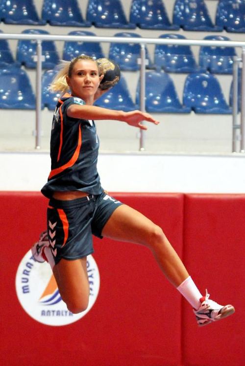 Olga Laiuk Kamoulox du Foot Voir le sujet Handball Posez vos