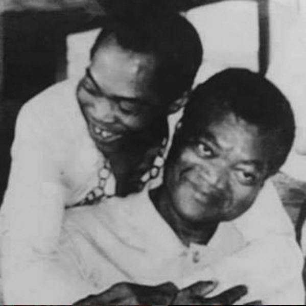 Olikoye Ransome-Kuti Photo Of The Day This throwback photo of Fela and Olikoye Ransome