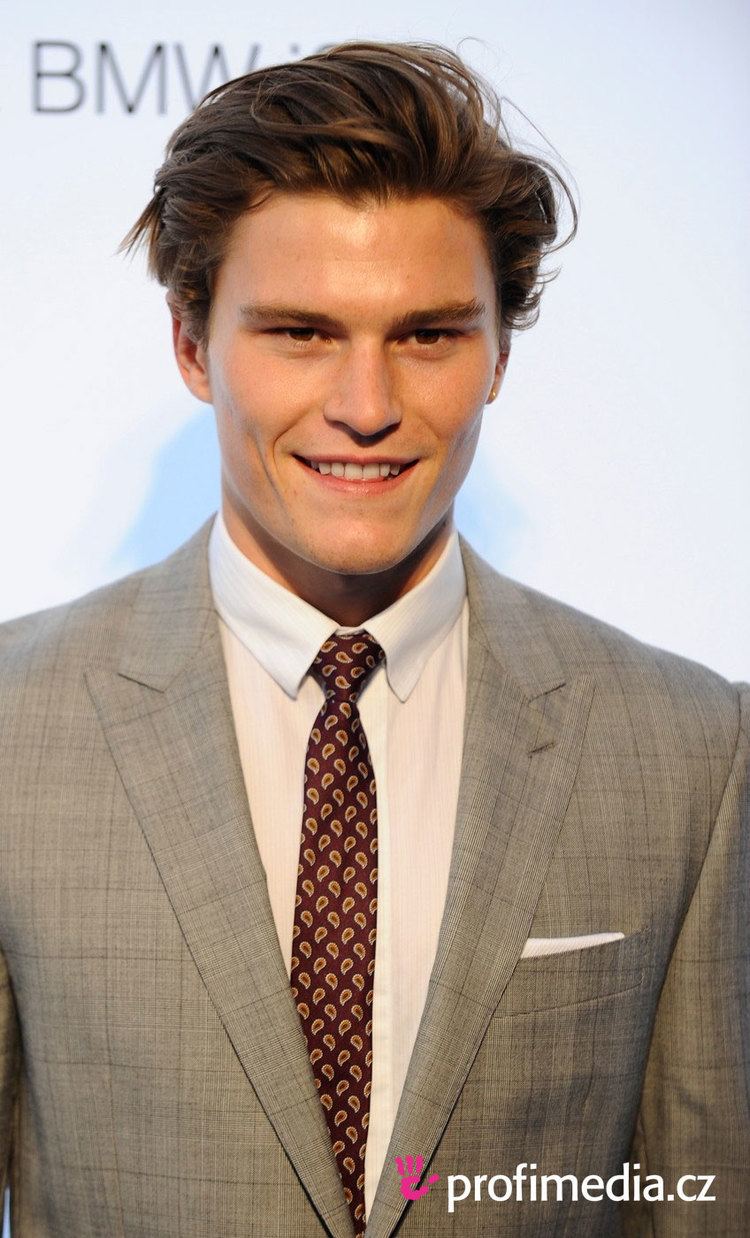 Oliver Cheshire Oliver Cheshire hairstyle easyHairStyler