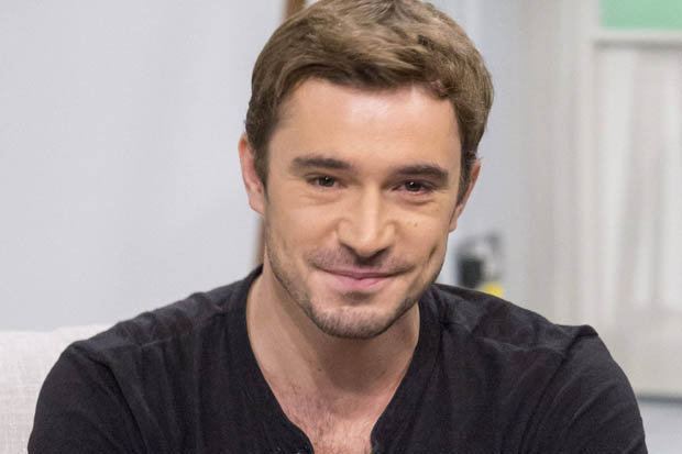 Oliver Farnworth Oliver Farnworth reveals all about his 39great fake life