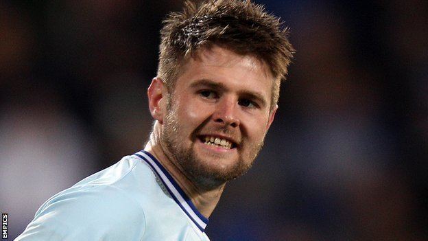 Oliver Norwood BBC Sport Man Utd midfielder Oliver Norwood joins