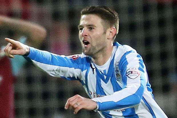 Oliver Norwood Huddersfield 2 Burnley 1 Oliver Norwood not a family