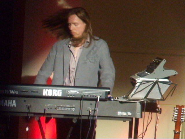 Oliver Wakeman STRAWBSWEB Related Bands and Artists
