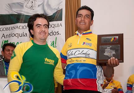 Oliverio Rincón Oliverio Rincn es el tcnico de Procontinental de ciclismo