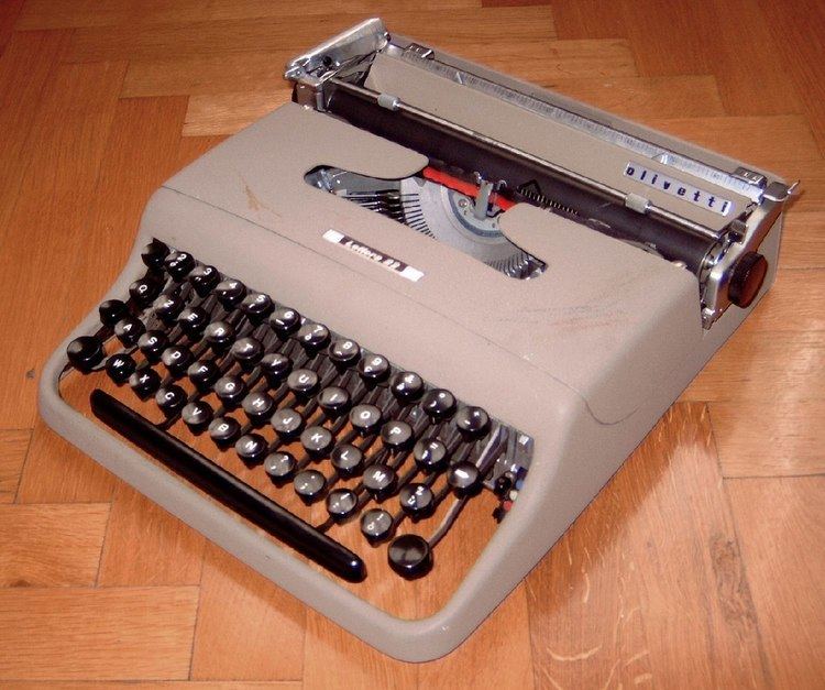 Olivetti Lettera 22