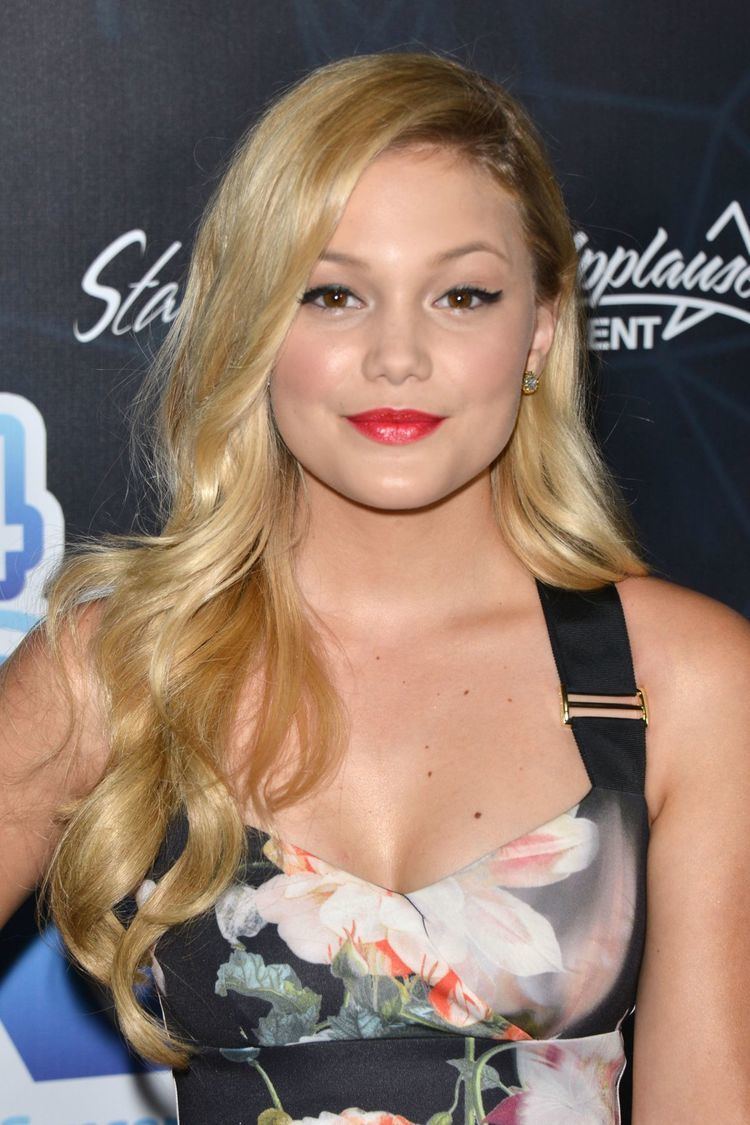 Olivia Holt OLIVIA HOLT at Industry Dance Awards in Hollywood