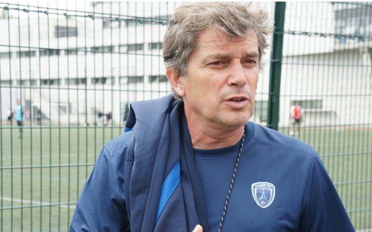 Olivier Guillou Olivier Guillou nous a quitt Paris FC