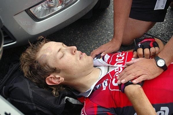 Olivier Kaisen Kaisen escapes with scare Cyclingnewscom