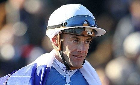 Olivier Peslier Peslier on Native Khan in Guineas as Strong Suit goes