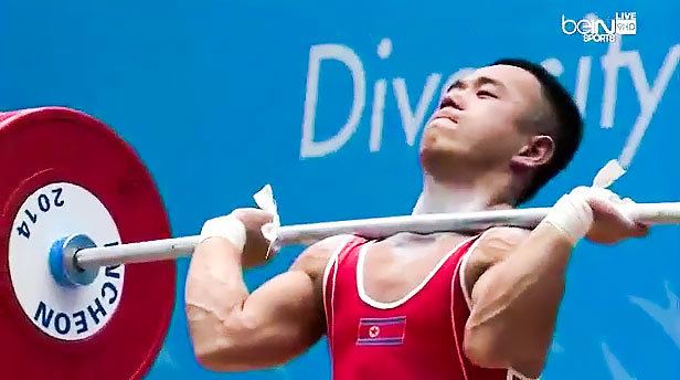 Om Yun-chol Om Yun Chol 170kg Clean amp Jerk World Record at 56kg All
