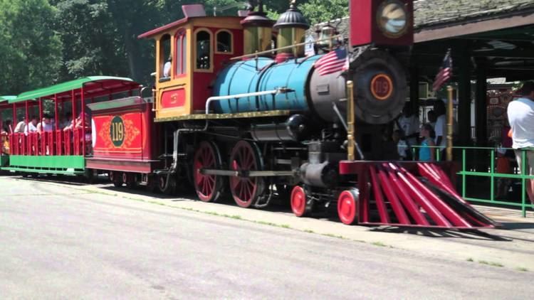Omaha Zoo Railroad Take a Ride at Omaha39s Henry Doorly Zoo YouTube