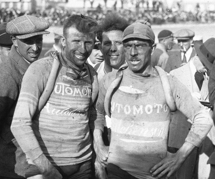 Omer Huyse FileJoseph Van Damn Omer Huyse Tour de France 1926 btv1b9025672z