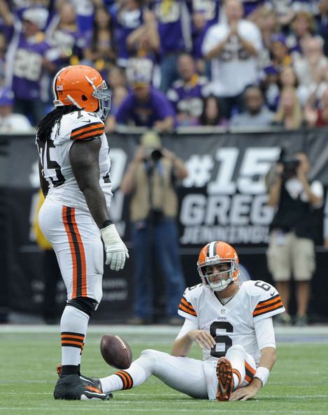 Oniel Cousins Oniel Cousins Photos Cleveland Browns v MInnesota