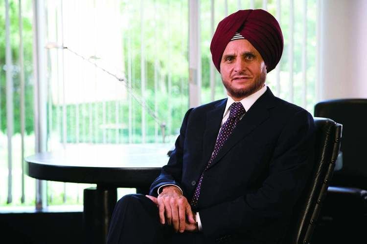 How Onkar Singh Kanwar Drove Apollo Tyres to Become a Billion Dollar  Company | Entrepreneur