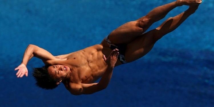 Ooi Tze Liang Diver Ooi Tze Liang qualifies for Olympic games The