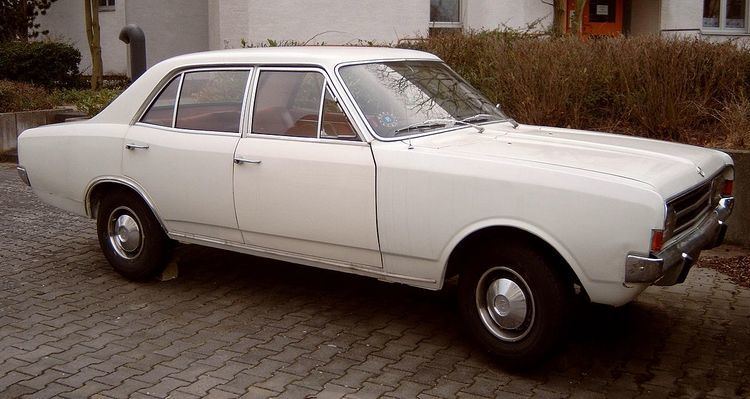 Opel Rekord Series C
